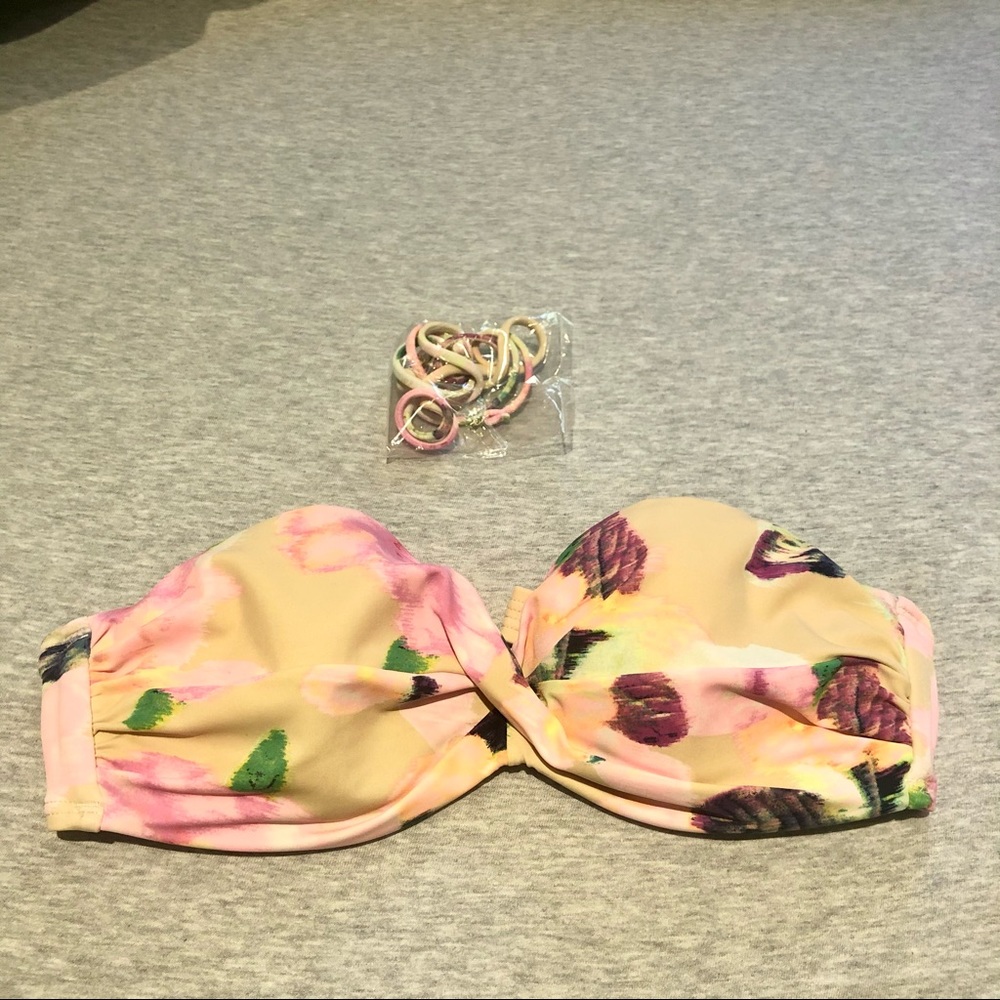 HOST PICK 💕 Victoria’s Secret bikini top